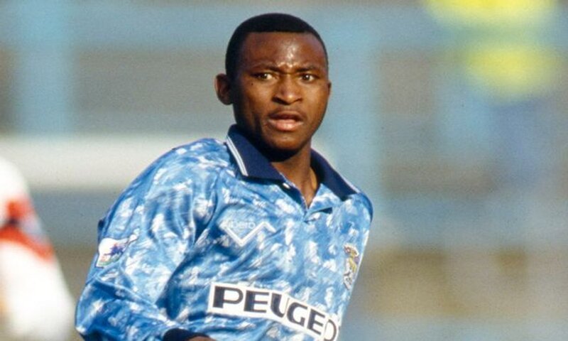 Cầu thủ Zimbabwe nổi tiếng chính là Peter Ndlovu